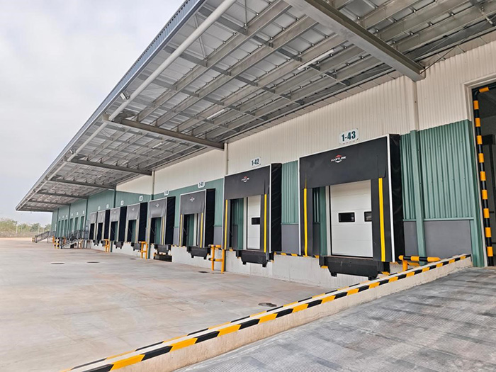 Abrigo de muelle mecánico