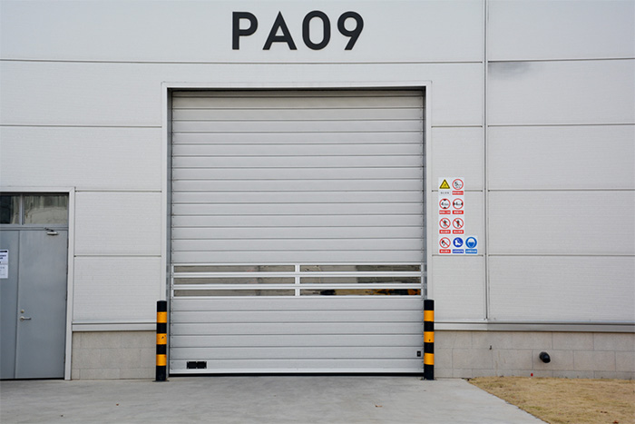 Puerta espiral de alta velocidad